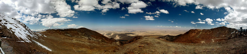 Vista panoramica desde el Chacaltaya, Click para verla ampliada.